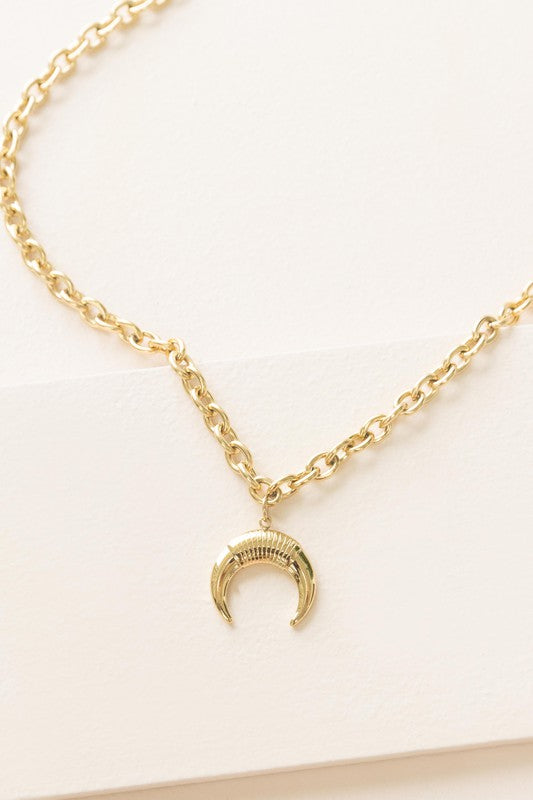 Lovoda Wild West Double Horn Necklace