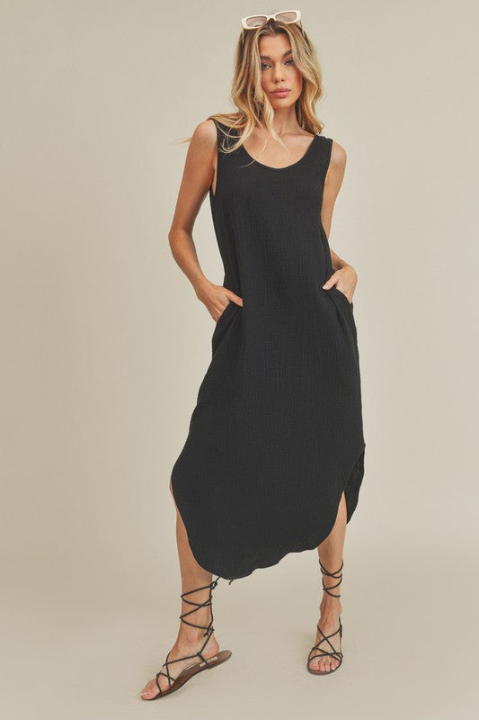 Aemi + Co Daisy Sleeveless Rounded Slit Hem Long Dress