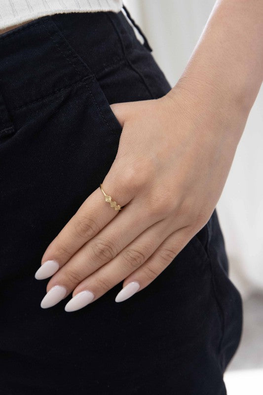 Lovoda Lucky 3's Ring