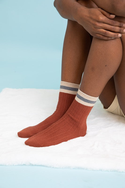 Leto Accessories Color Block Socks