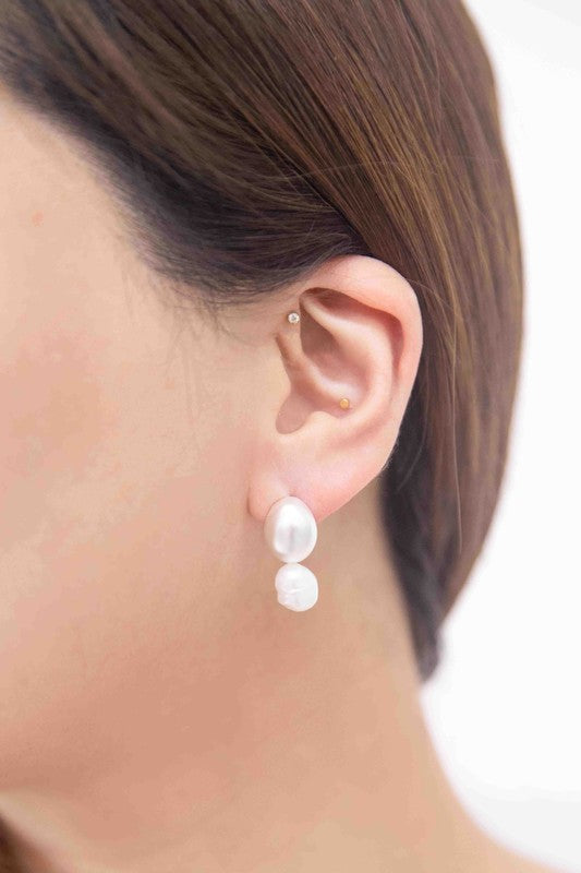 Lovoda Double Pearl Earrings