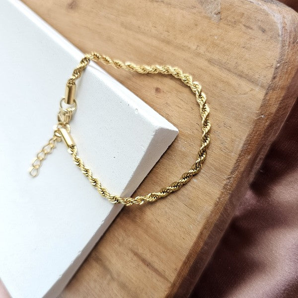 Spiffy & Splendid Luxe Gold Rope Bracelet