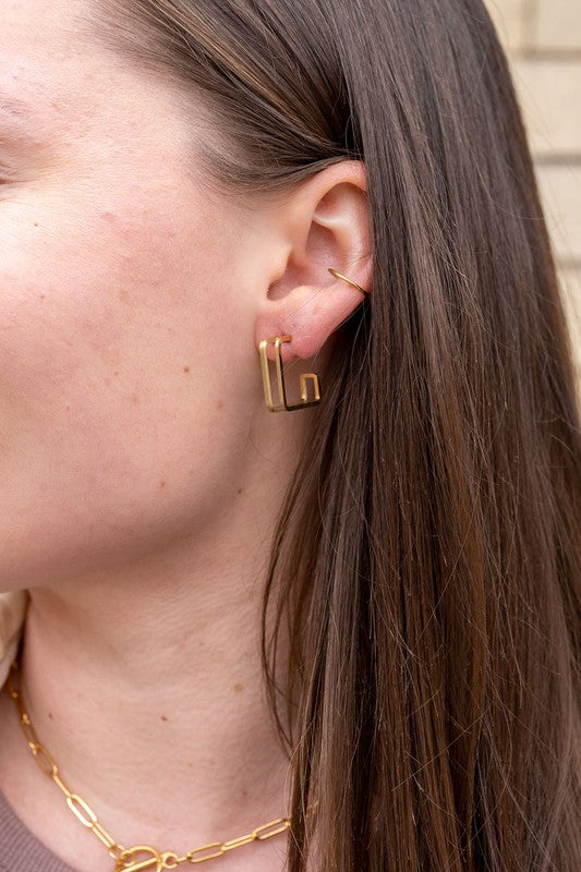 Spiffy & Splendid Luxe Gold Kamora Hoops