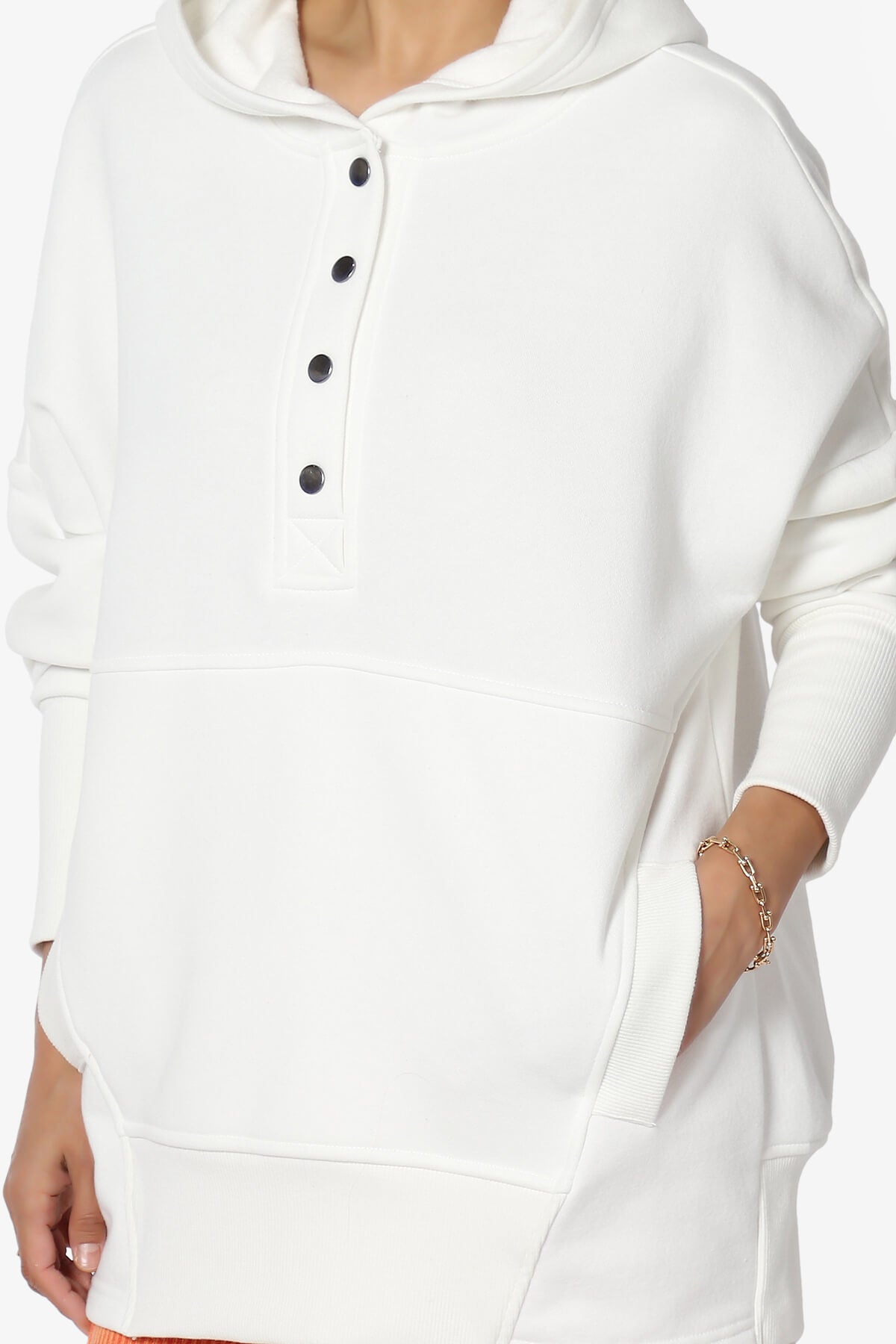 Destene Button V-Neck Hoodie OFF WHITE_5