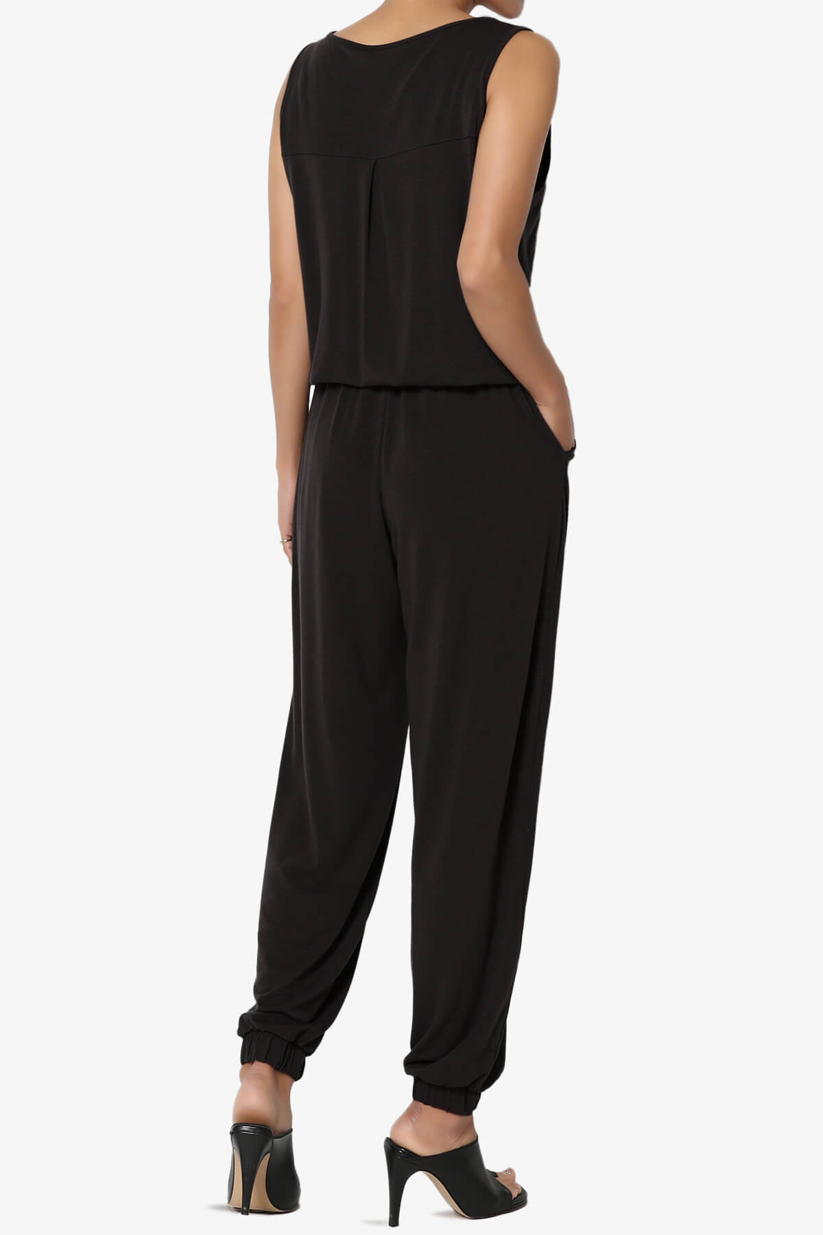Entrada Button Scoop Neck Tank Jogger Jumpsuit BLACK_4