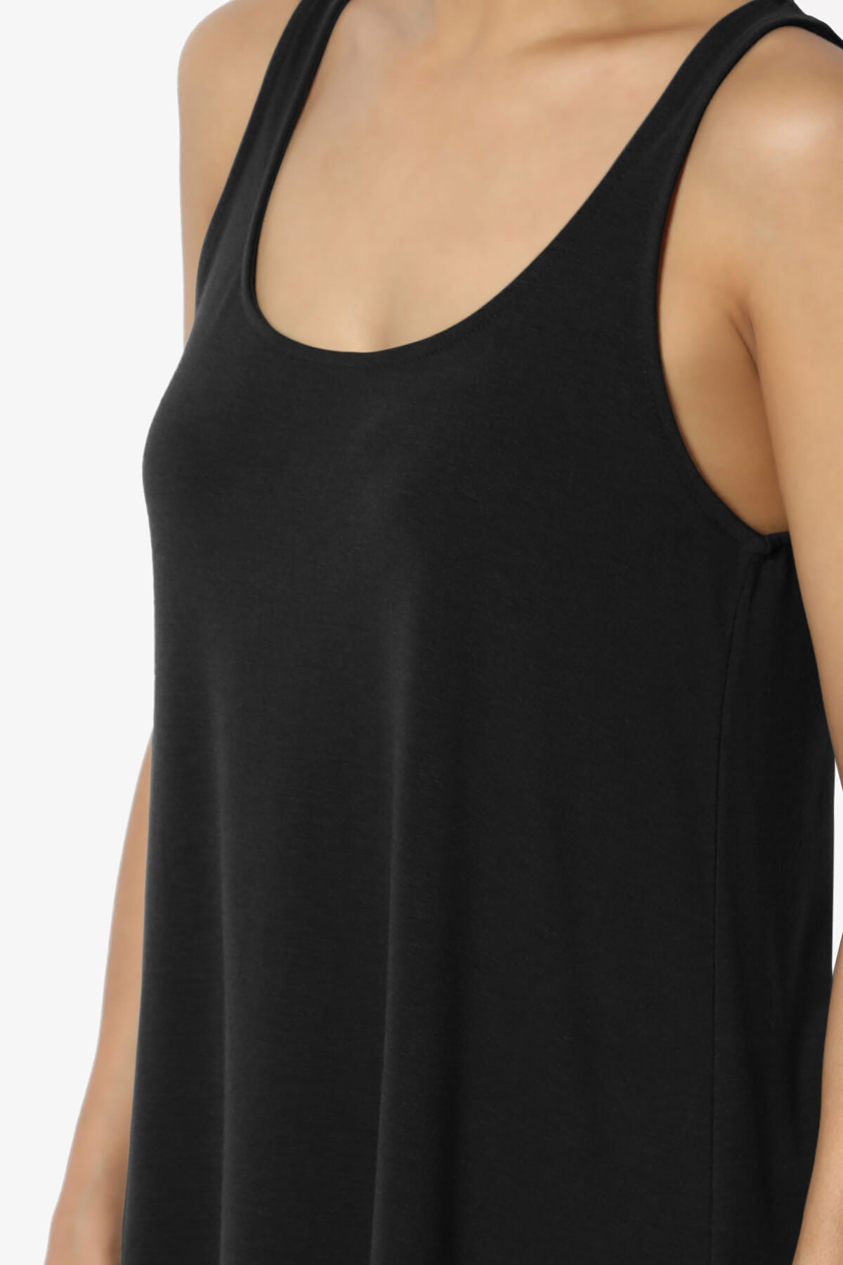 Santo Scoop Neck Loose Fit Tank Top BLACK_5