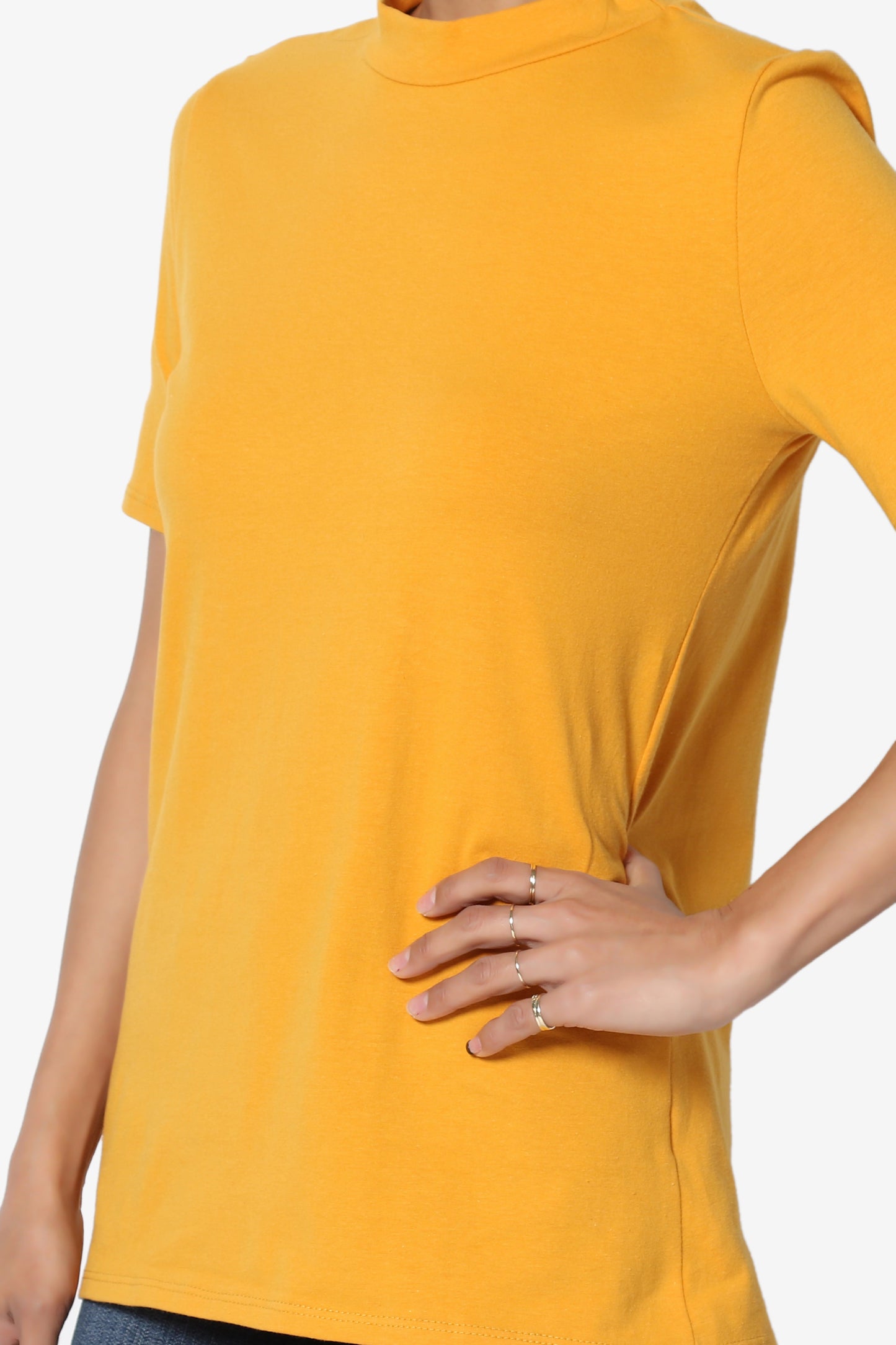 Kahiko Mock Neck Short Sleeve Tee - TheMogan