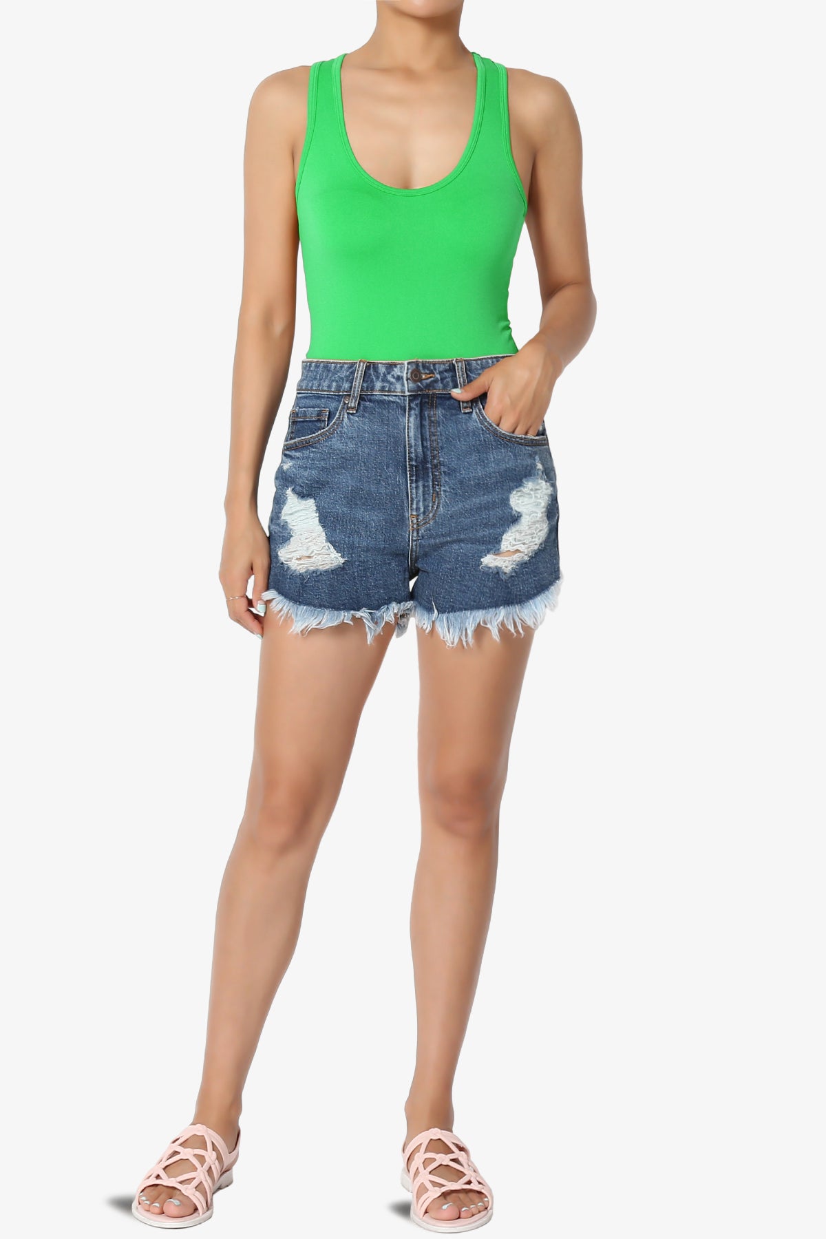 Rego Sleeveless Scoop Neck Seamless Bodysuit