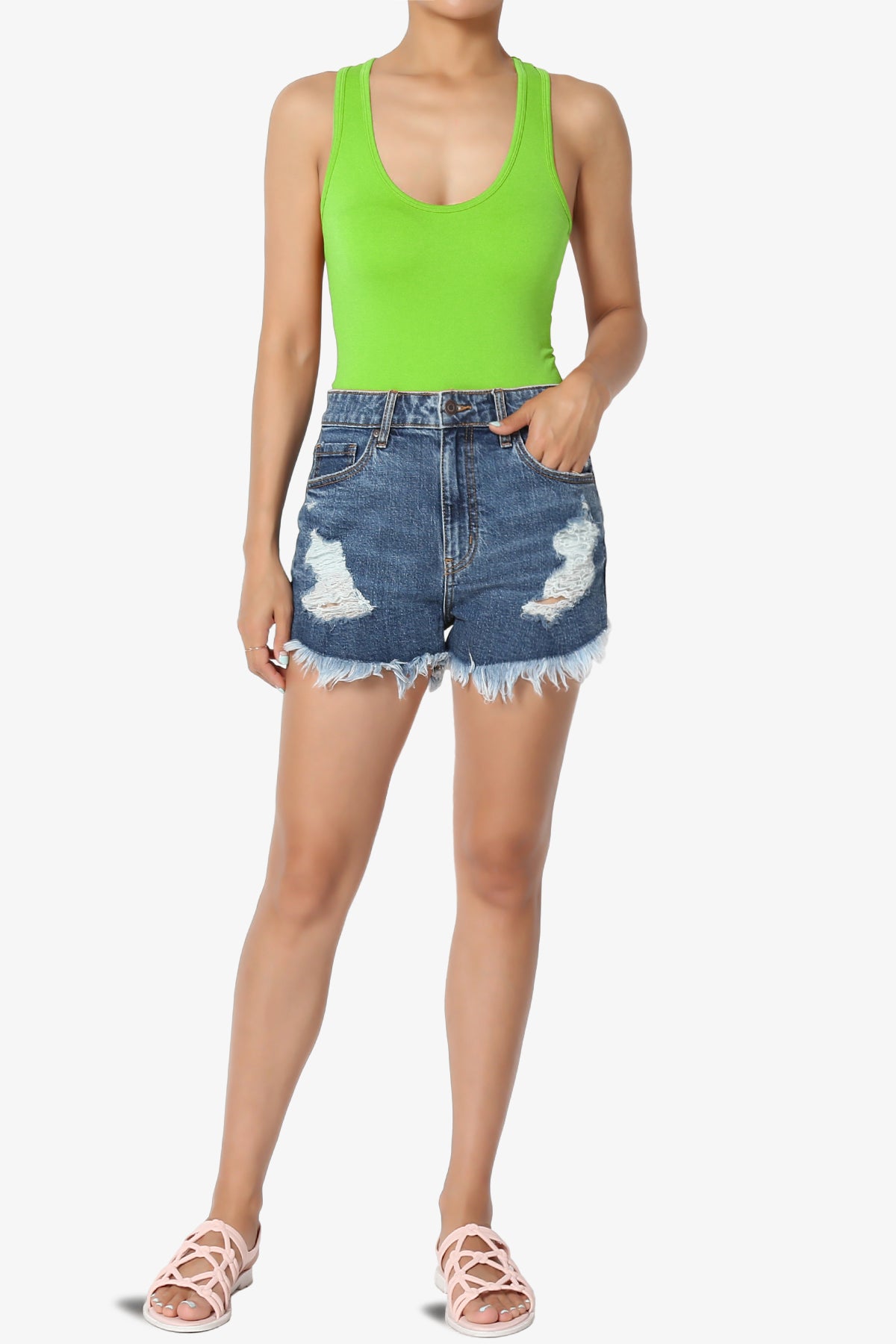 Rego Sleeveless Scoop Neck Seamless Bodysuit