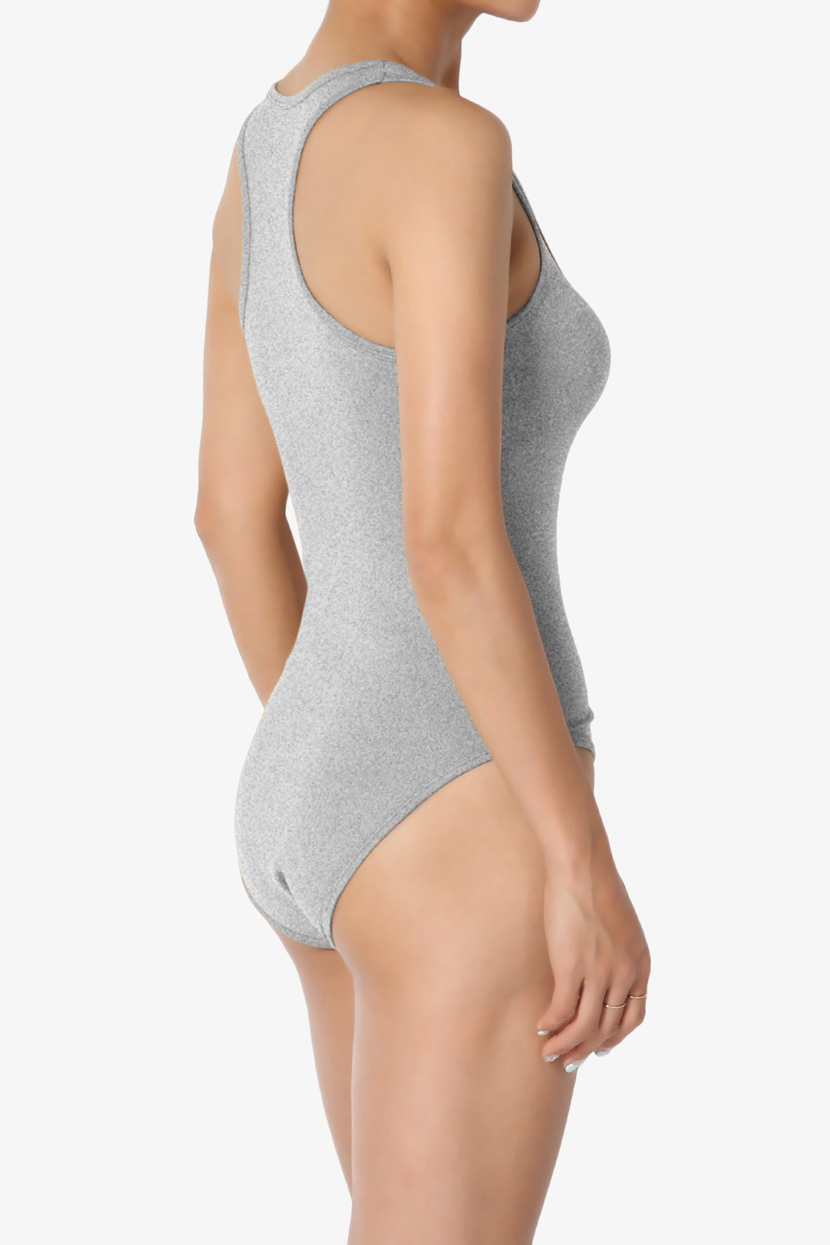 Rego Sleeveless Scoop Neck Seamless Bodysuit