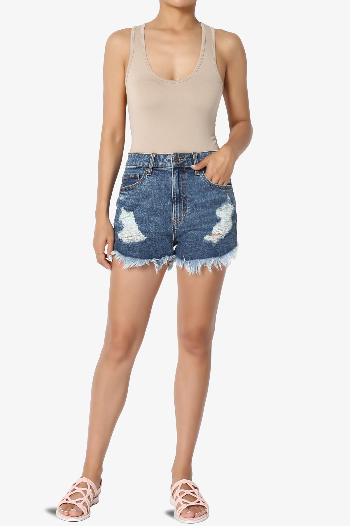 Rego Sleeveless Scoop Neck Seamless Bodysuit