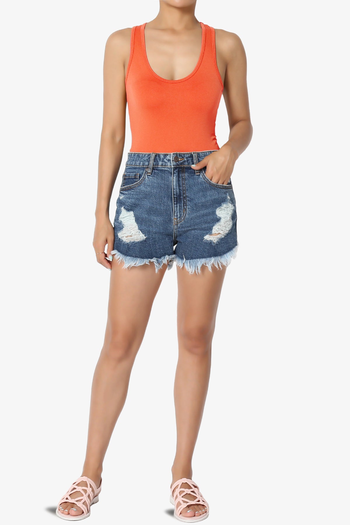 Rego Sleeveless Scoop Neck Seamless Bodysuit