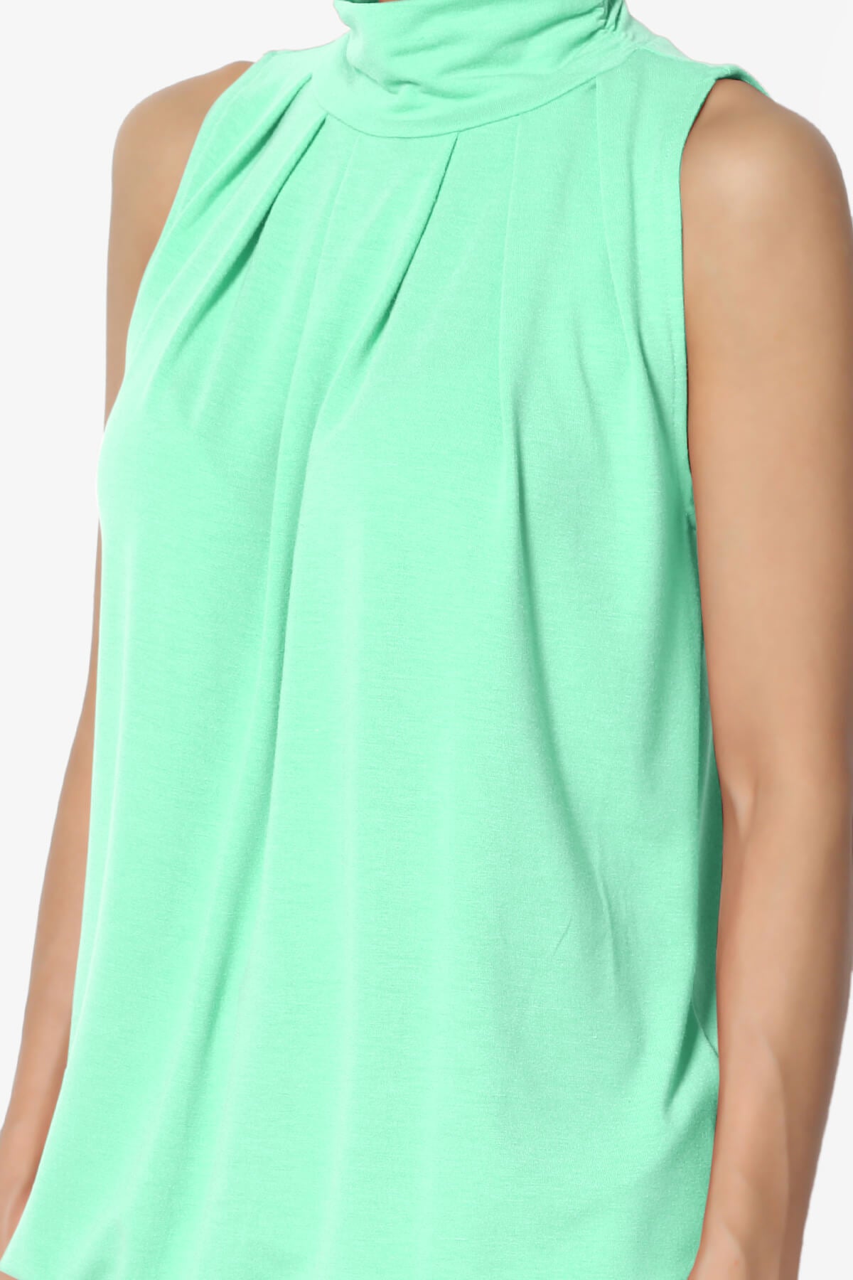Jibbitz Sleeveless Mock Neck Pleated Top GREEN MINT_5