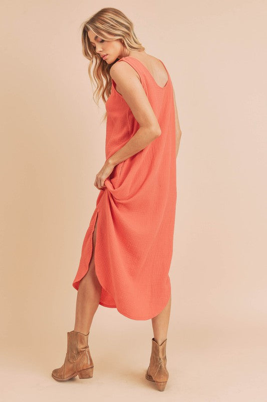 Aemi + Co Daisy Sleeveless Rounded Slit Hem Long Dress