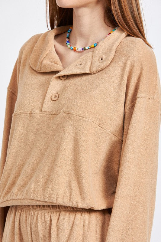 Emory Park BUTTON UP COLLARED TOP