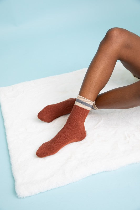 Leto Accessories Color Block Socks