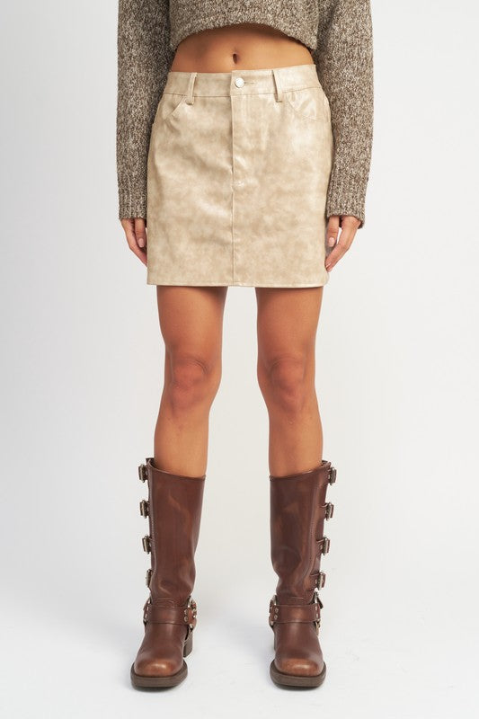 Emory Park FAUX LEATHER MINI SKIRT WITH SHORT HEM