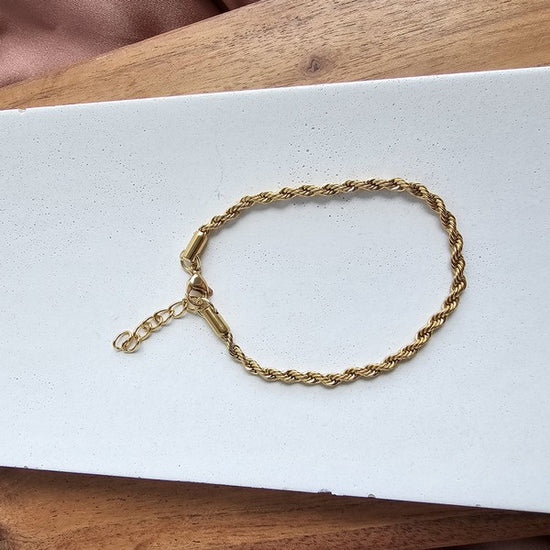Spiffy & Splendid Luxe Gold Rope Bracelet