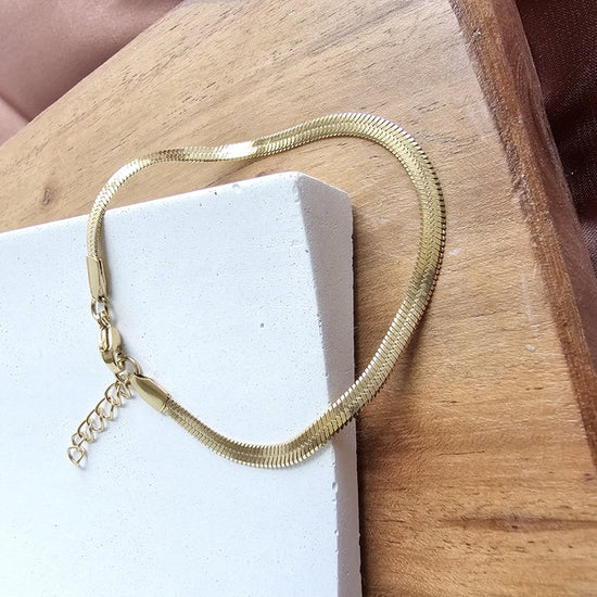 Spiffy & Splendid Luxe Gold Herringbone Bracelet