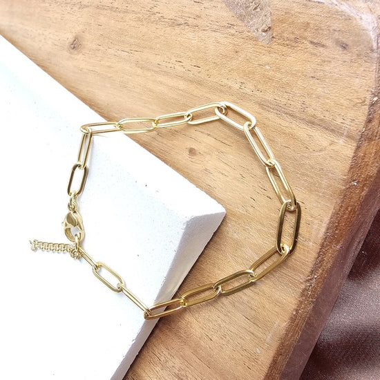 Spiffy & Splendid Luxe Gold Paperclip Bracelet