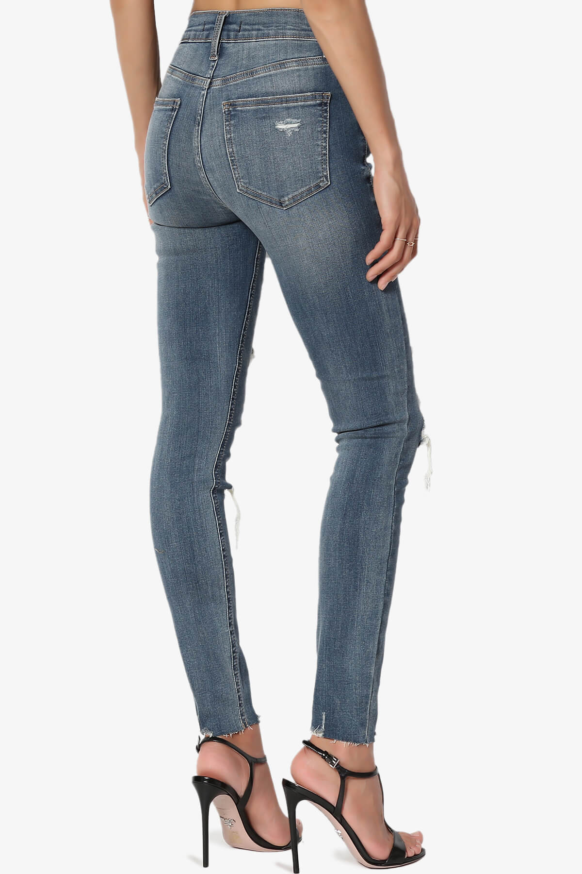 Bella Super High Rise Crop Skinny in Distressed MD MEDIUM_4