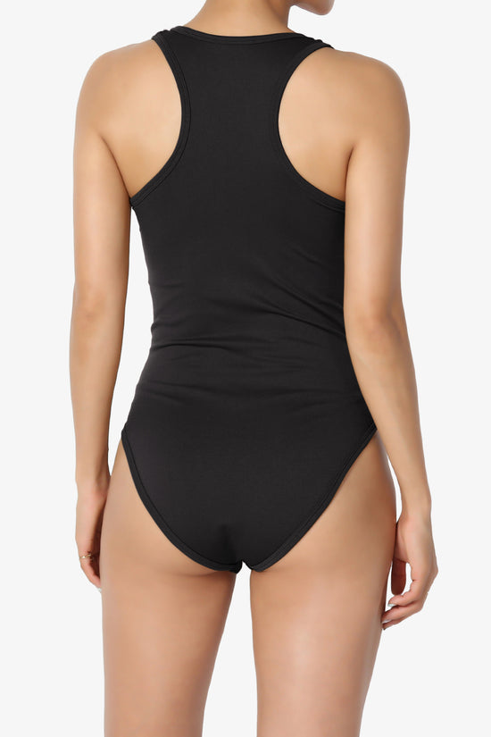 Rego Sleeveless Scoop Neck Seamless Bodysuit