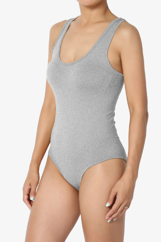 Rego Sleeveless Scoop Neck Seamless Bodysuit