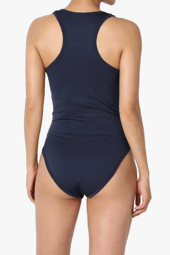 Rego Sleeveless Scoop Neck Seamless Bodysuit